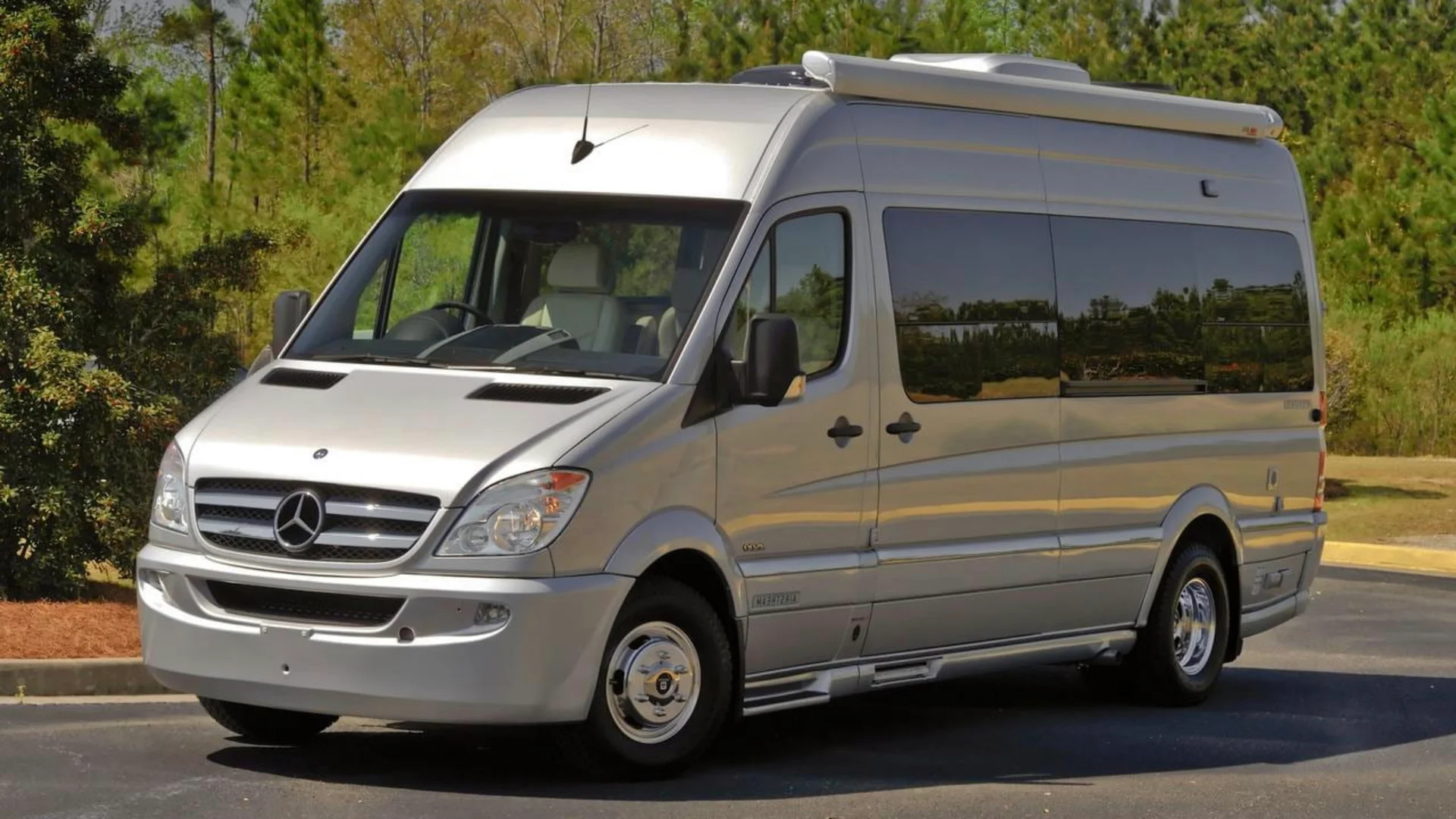 Minbus rental